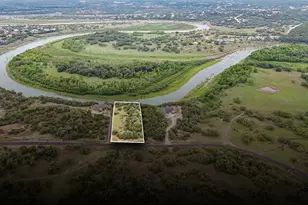 293 River Cliff Pl, Spring Branch, TX 78070 - Photo 1