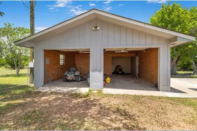 2460 State Highway 95 Highway N, Moulton, TX 77975 - Photo 5