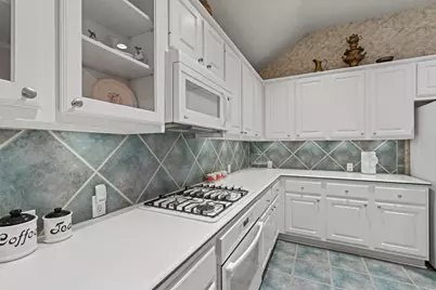 2103 Woodston Drive, Round Rock, TX 78681 - Photo 13