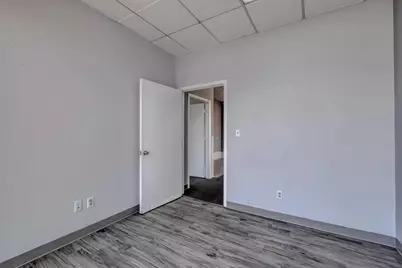 8500 Shoal Creek Boulevard #103, Austin, TX 78757 - Photo 21