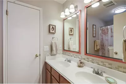 1252 Lacey Oak Loop, Round Rock, TX 78681 - Photo 9