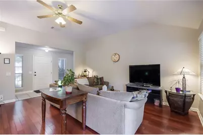 1252 Lacey Oak Loop, Round Rock, TX 78681 - Photo 13
