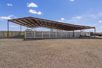 5300 County Road 424, Taylor, TX 76574 - Photo 33