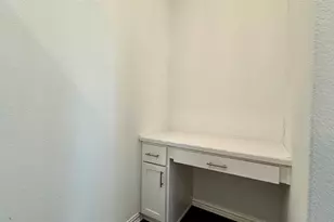 404 Ashby Dr, Hutto, TX 78634 - Photo 3