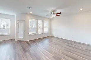 404 Ashby Dr, Hutto, TX 78634 - Photo 7