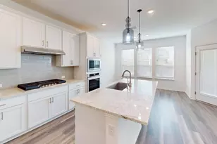 404 Ashby Dr, Hutto, TX 78634 - Photo 5