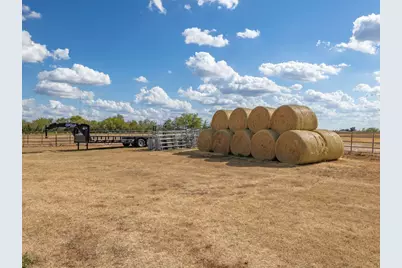 1801 County Road 470, Coupland, TX 78615 - Photo 35