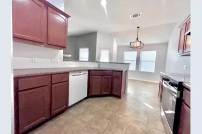 307 Green Slope Lane, Georgetown, TX 78626 - Photo 5