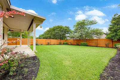 1013 Sussex Way, Round Rock, TX 78665 - Photo 37