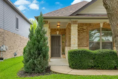 1013 Sussex Way, Round Rock, TX 78665 - Photo 5