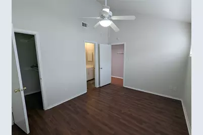 1818 S Lakeshore Boulevard #36, Austin, TX 78741 - Photo 17