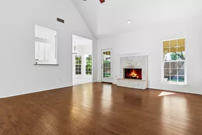 365 Rose Mayer Loop, La Grange, TX 78945 - Photo 3