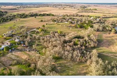 269 Old Lake Road, Smithville, TX 78957 - Photo 13