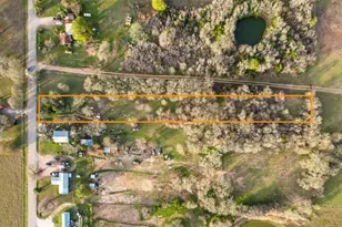 269 Old Lake Rd, Smithville, TX 78957 - Photo 1