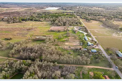 269 Old Lake Road, Smithville, TX 78957 - Photo 7