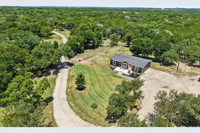 9240 County Road 272, Bertram, TX 78605 - Photo 21