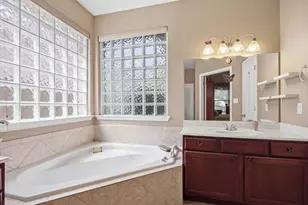 5116 Scottish Thistle Dr, Austin, TX 78739 - Photo 19