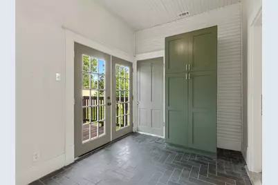 302 Hill Street, Smithville, TX 78957 - Photo 25