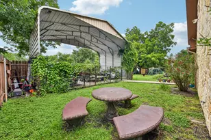 205 N Ave E, Elgin, TX 78621 - Photo 31