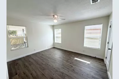 6809 Bitteroot Trail, Austin, TX 78744 - Photo 11