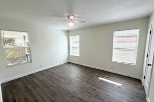 6809 Bitteroot Trail, Austin, TX 78744 - Photo 11