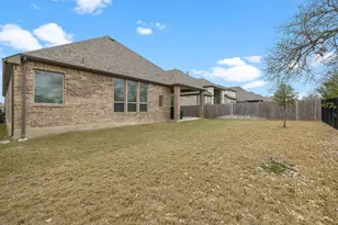 412 Great Lawn Bnd, Liberty Hill, TX 78642 - Photo 37