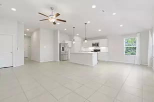 8017 Flintlock Cir, Lago Vista, TX 78645 - Photo 9