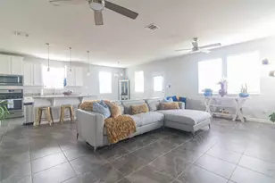 661 Cinnamon Teal Ln, Leander, TX 78641 - Photo 3