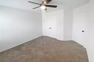 152 Josey Wales Dr, Jarrell, TX 76537 - Photo 21