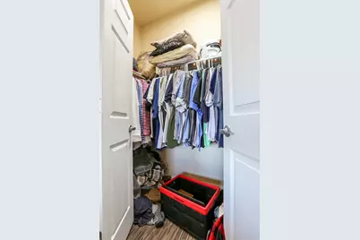 910 W 25th Street #204, Austin, TX 78705 - Photo 7