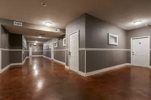 910 W 25th St, Austin, TX 78705 - Photo 21