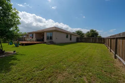 101 Hawkins Lane, Jarrell, TX 76537 - Photo 5