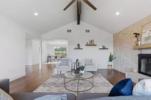 417 Oak Ridge Dr, San Marcos, TX 78666 - Photo 9