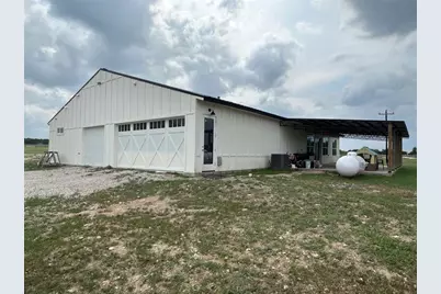 720 County Road 2337, Lampasas, TX 76550 - Photo 23