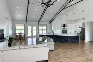 720 County Rd 2337, Lampasas, TX 76550 - Photo 5