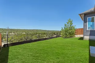 6916 Cliff Rose Dr, Spicewood, TX 78669 - Photo 29