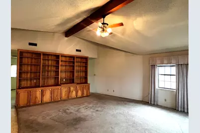 180 Steven Court, La Grange, TX 78945 - Photo 3