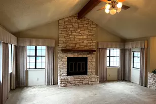 180 Steven Ct, La Grange, TX 78945 - Photo 5