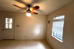 180 Steven Ct, La Grange, TX 78945 - Photo 9