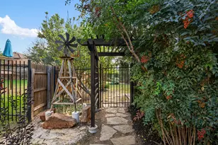 503 S Meadowlark St, Lakeway, TX 78734 - Photo 3