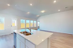 9201 Corvallis Dr, Austin, TX 78747 - Photo 7