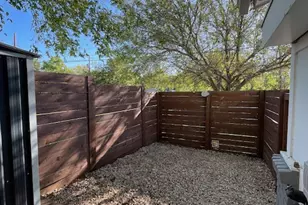 2910 Pecan Springs Rd, Austin, TX 78723 - Photo 11