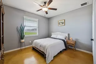 5476 County Rd 427, Stockdale, TX 78160 - Photo 25