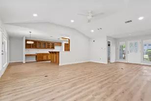 10504 Loring Dr, Austin, TX 78750 - Photo 7