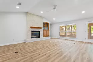 10504 Loring Dr, Austin, TX 78750 - Photo 5