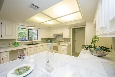 13102 Villa Park Drive, Austin, TX 78729 - Photo 11