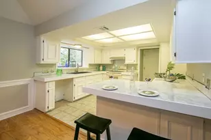 13102 Villa Park Dr, Austin, TX 78729 - Photo 7