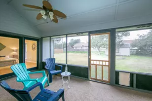 13102 Villa Park Dr, Austin, TX 78729 - Photo 19