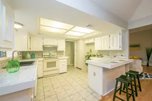 13102 Villa Park Dr, Austin, TX 78729 - Photo 9
