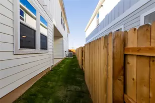 2066 Alice Jay Wy, Round Rock, TX 78665 - Photo 35